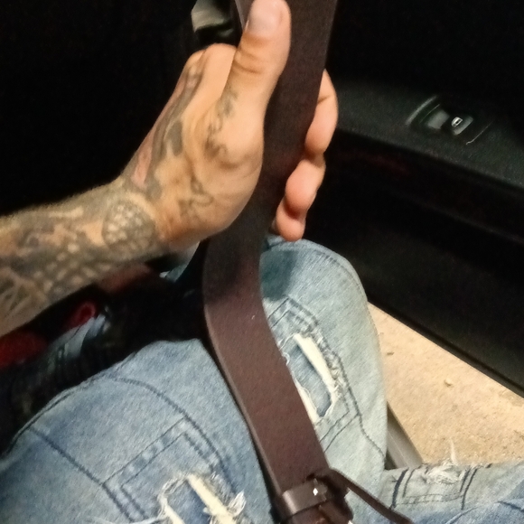 Gucci belt black and silver (real)💯 - Picture 3 of 9